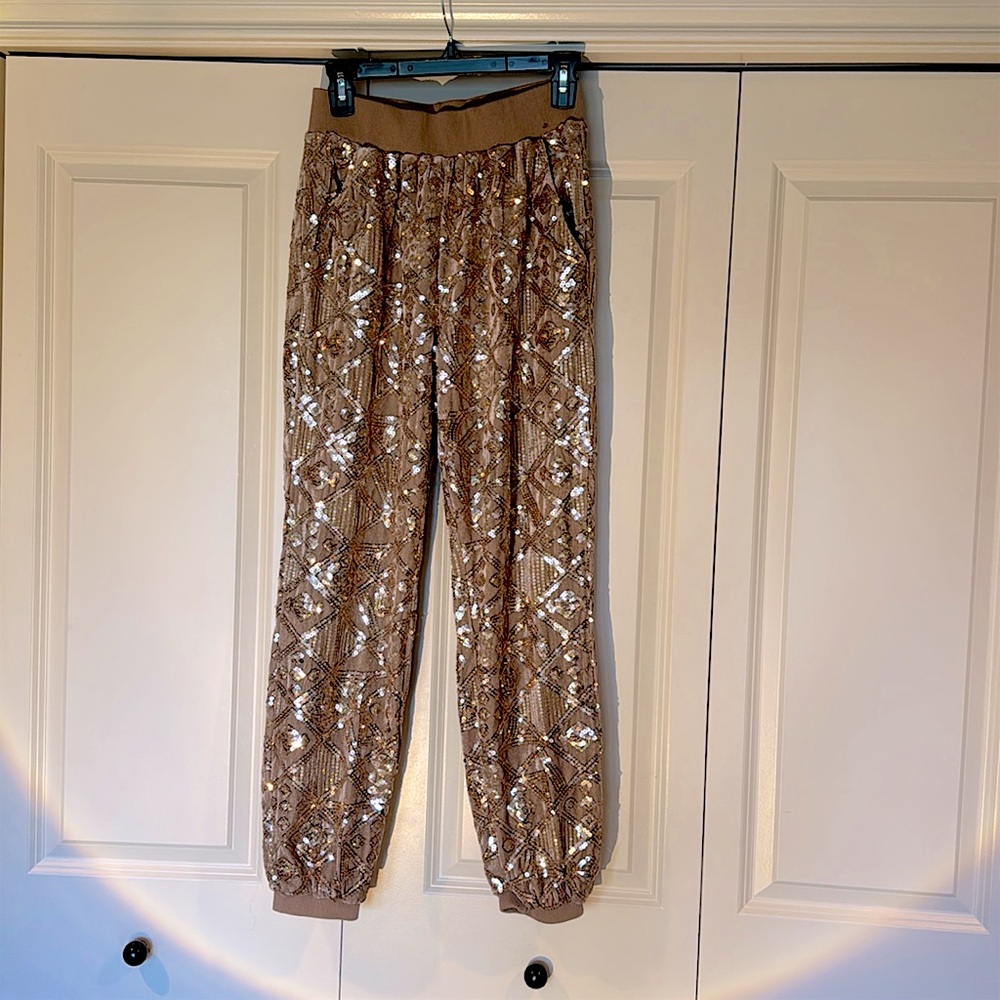 See And Be Seen Rose Gold Velvet Jogger Pants Size Small